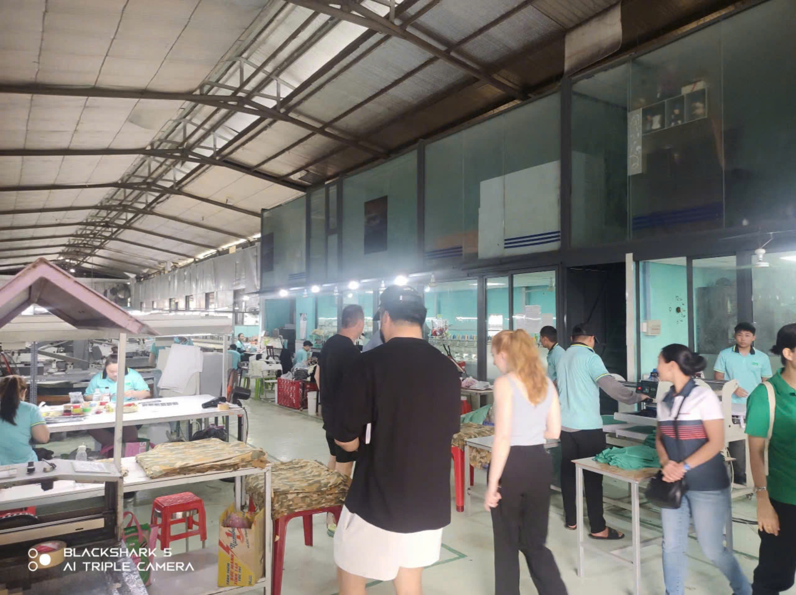 Tiếp đón khách hàng đối tác 2